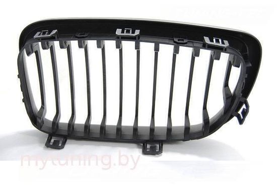 Решетка (ноздри) радиатора MATT BLACK для BMW 1 E81 E82 E87 E88