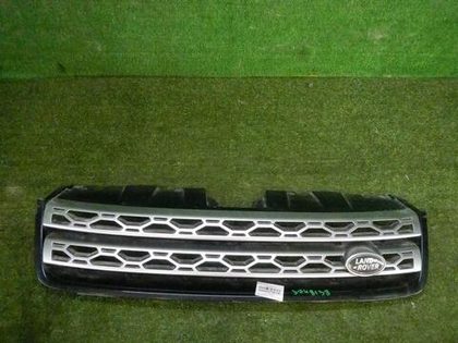 Решетка радиатора Land Rover Discovery Sport (2014-2019)