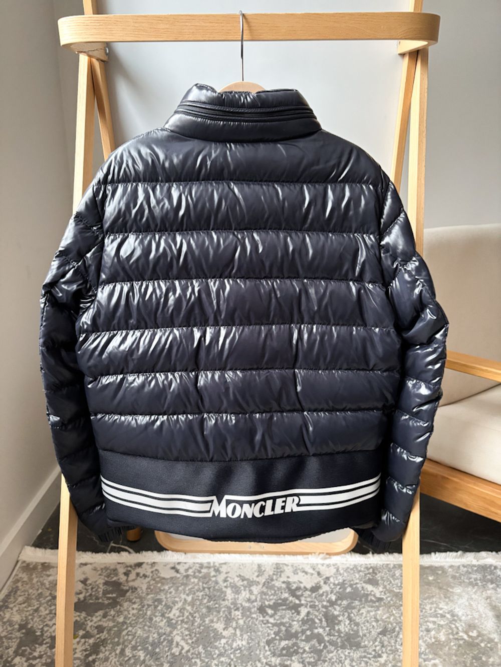 Пуховая куртка бомбер Moncler, 152