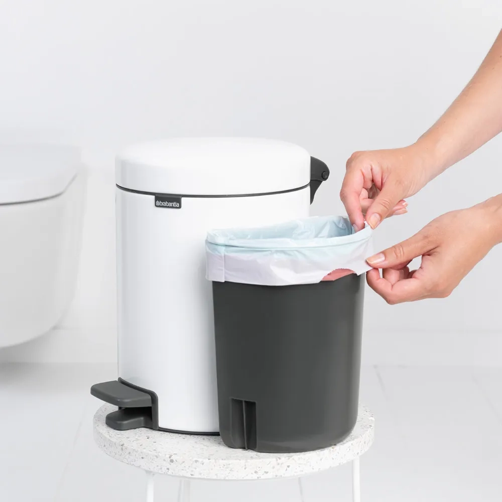 Brabantia Контейнер для мусора NewIcon 2x2л белый 280429