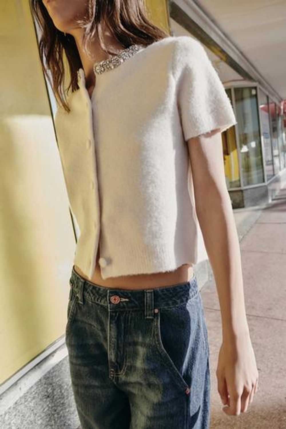 Шерстяной пиджак с камушками на воротнике - ZARA
