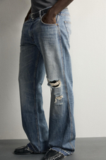 ДЖИНСЫ BOOTCUT С НИЗКОЙ ПОСАДКОЙ И РАЗРЕЗАМИ — ZARA