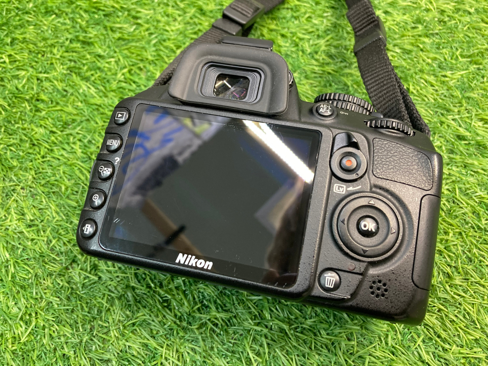 Nikon D3100 kit 18-55mm 3.5-5.6G VR 5000 кадров