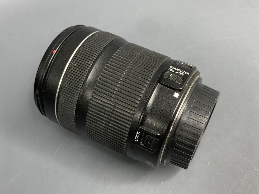 Canon EF-S 18-135mm 3.5-5.6 IS STM