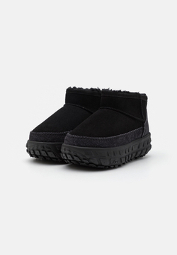 Ботинки мужские UGG Venture Daze Ultra Mini