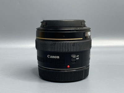 Canon EF 50mm f/1.4 USM