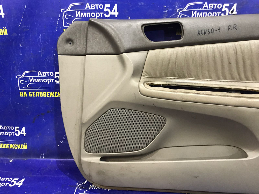 Обшивка двери TOYOTA CAMRY 2002