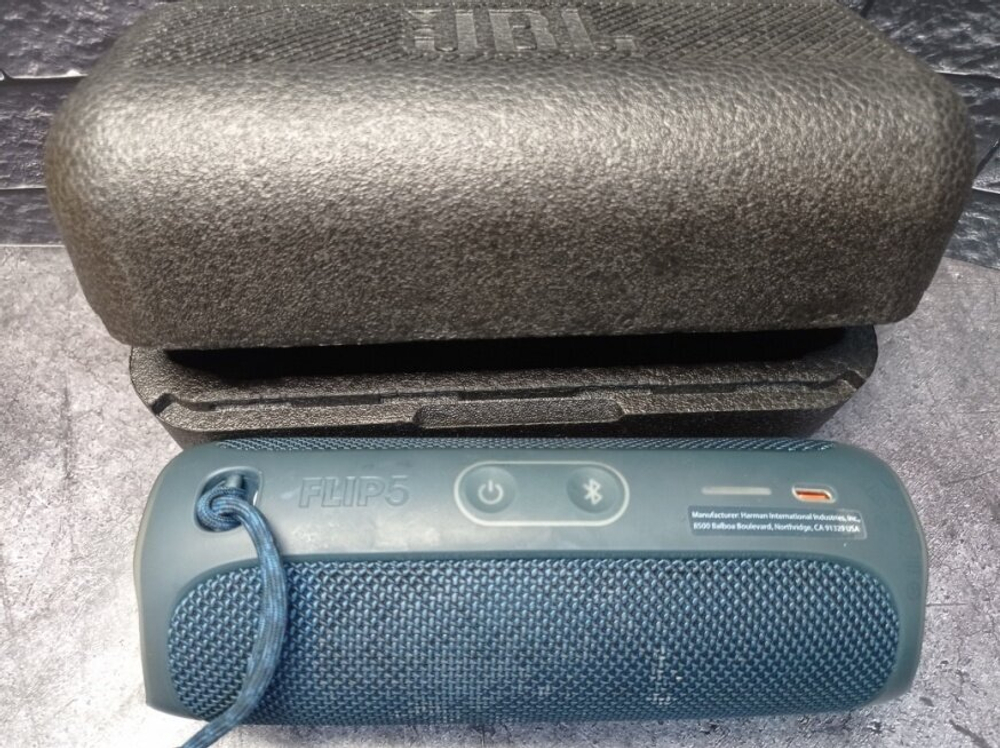 Портативная акустика JBL Flip 5 Black (чёрный)
