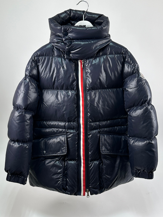 Пуховик Moncler