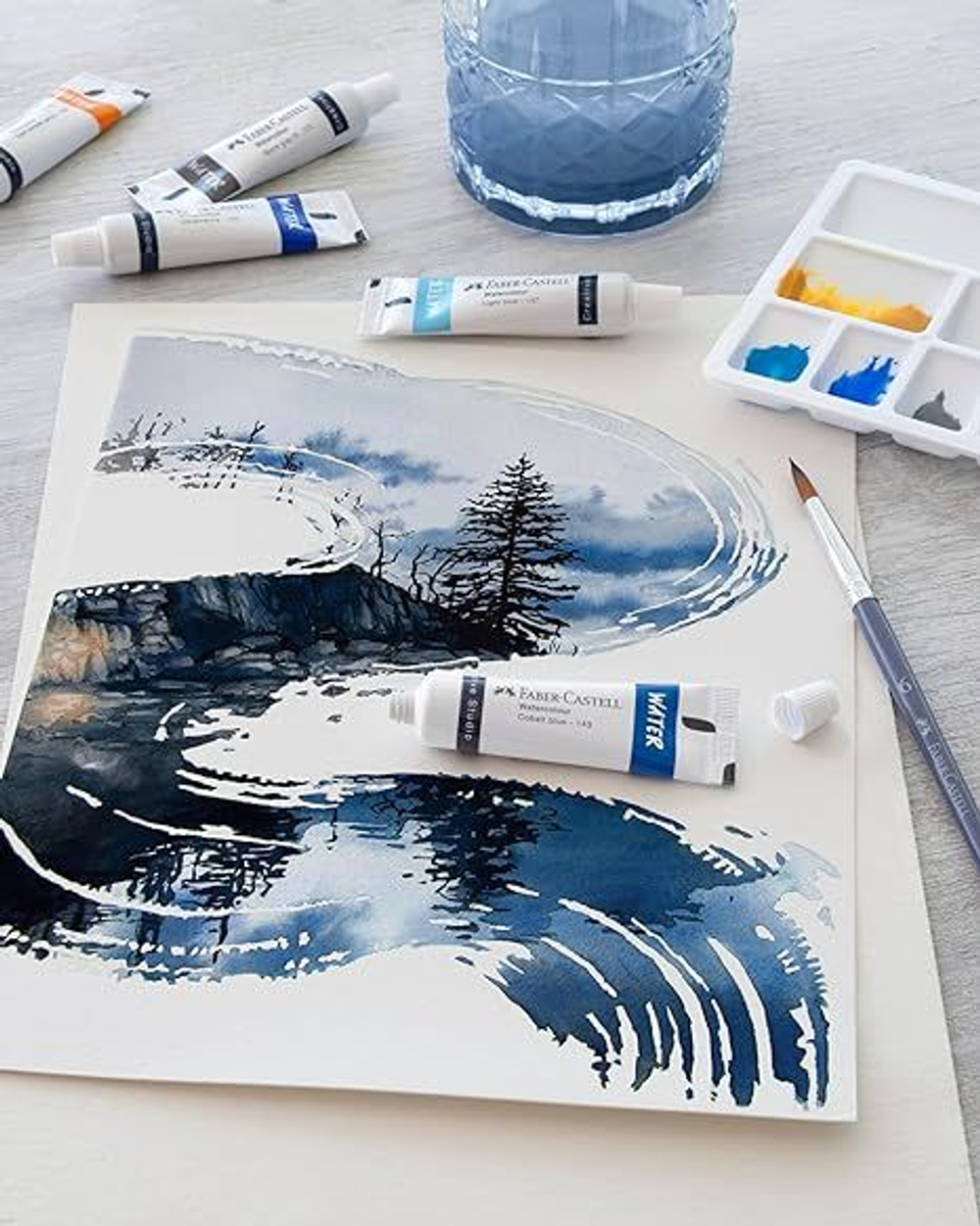 Набор акварельных красок Faber-Castell 24 цвета с палитрой и кистью