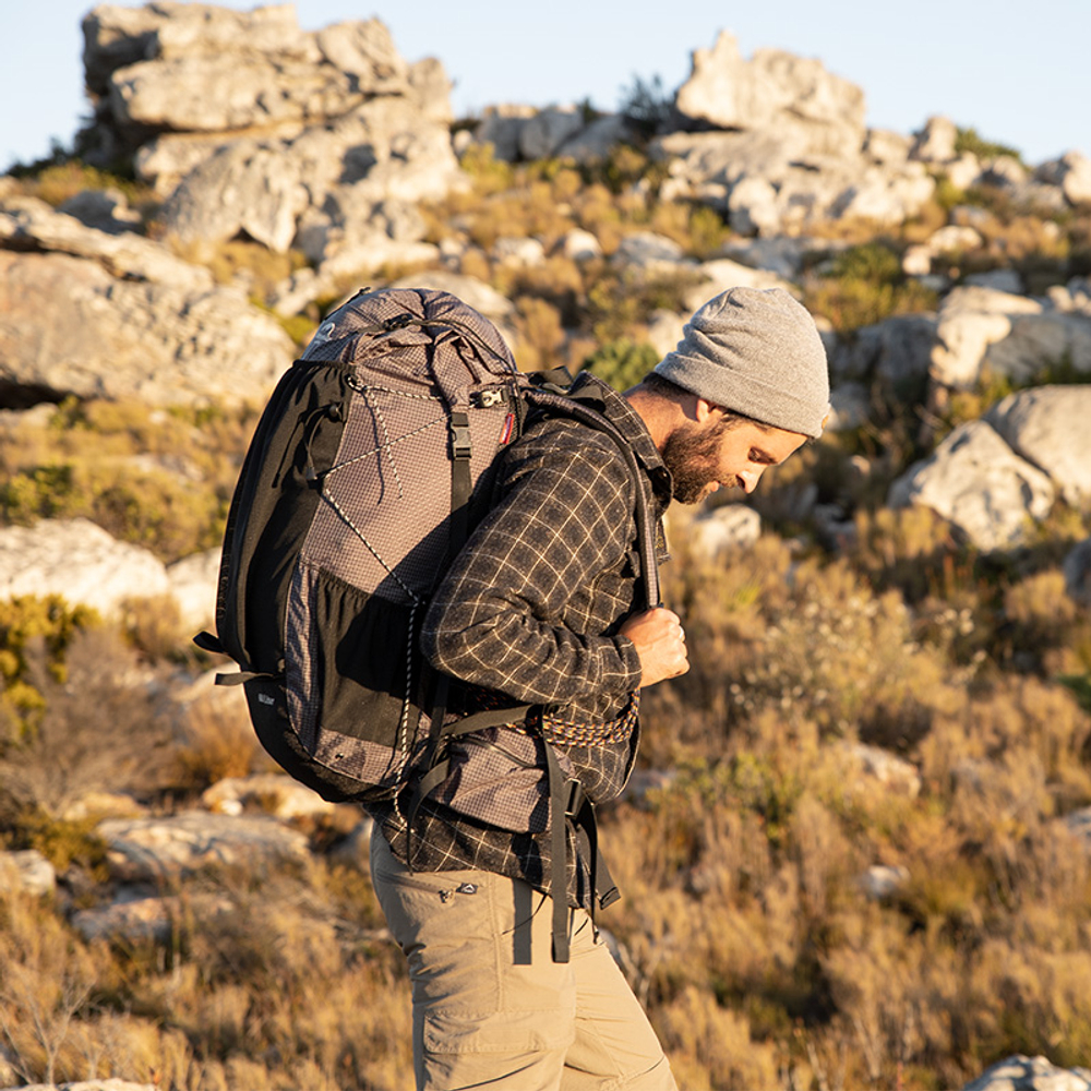 Рюкзак туристический Naturehike, 60л+5л, серый (NH19BP095)