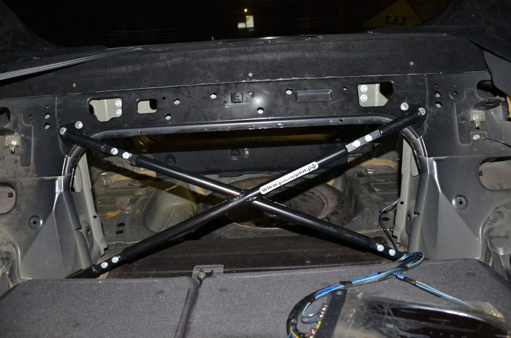 Усилитель жесткости задний (с переди) NISSAN PRIMERA (P12) (ПОД ЗАКАЗ)