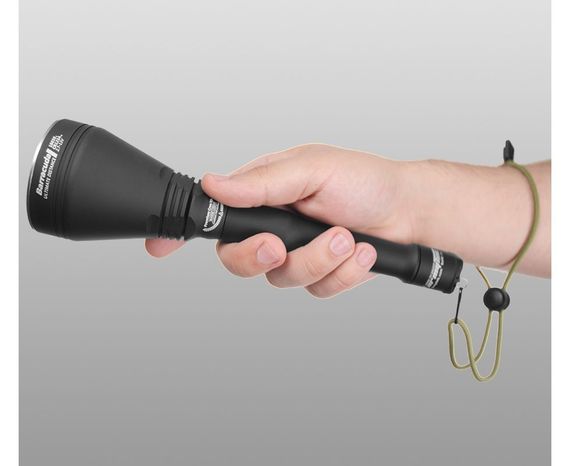 Поисковый фонарь Armytek Barracuda теплый свет
