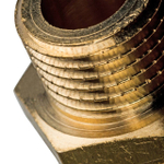 Ниппель редукционный STOUT SFT 0003 - 3/8" x 1/4" (для стальных труб, латунь без покрытия)