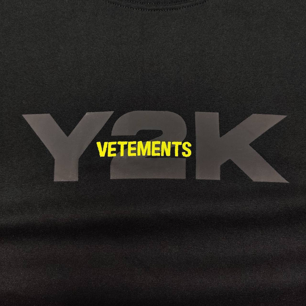 Футболка Vetements