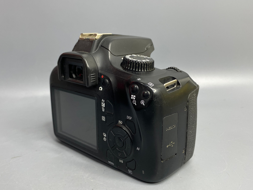 Canon EOS 4000D Kit 18-55mm 3.5-5.6 III сломан фиксатор карты памяти