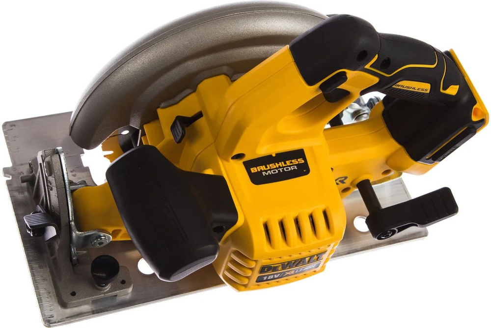 DeWALT Бесщеточная дисковая пила 184 мм, 18 В DCS570NT