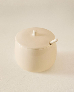 ZARA HOME ОДНОТОННАЯ САХАРНИЦА ИЗ КЕРАМИКИ С ЛОЖКОЙ, КРЕМОВЫЙ