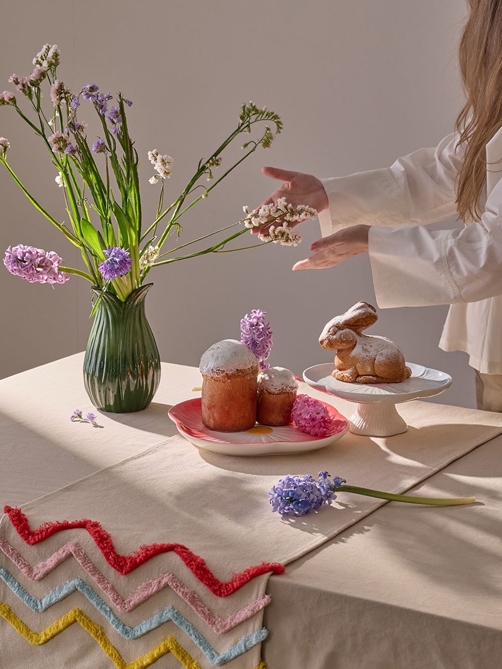 Ваза Petal зеленого цвета из коллекции Blossom, 22 см