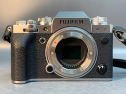 Fujifilm X-T4 Body 1350 кадров