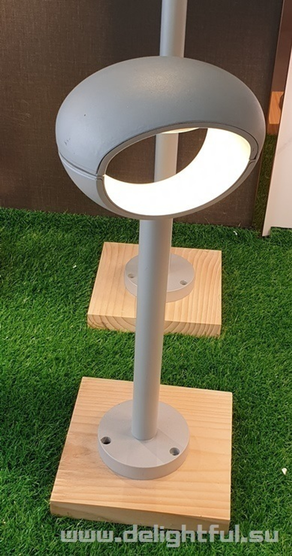 дизайнерский уличный светильник 01-24 by LUNA OUTDOOR LIGHTING