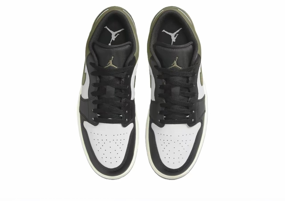 alt="Кожаный верх и нейлоновый язычок Air Jordan 1 Low 553558-092"