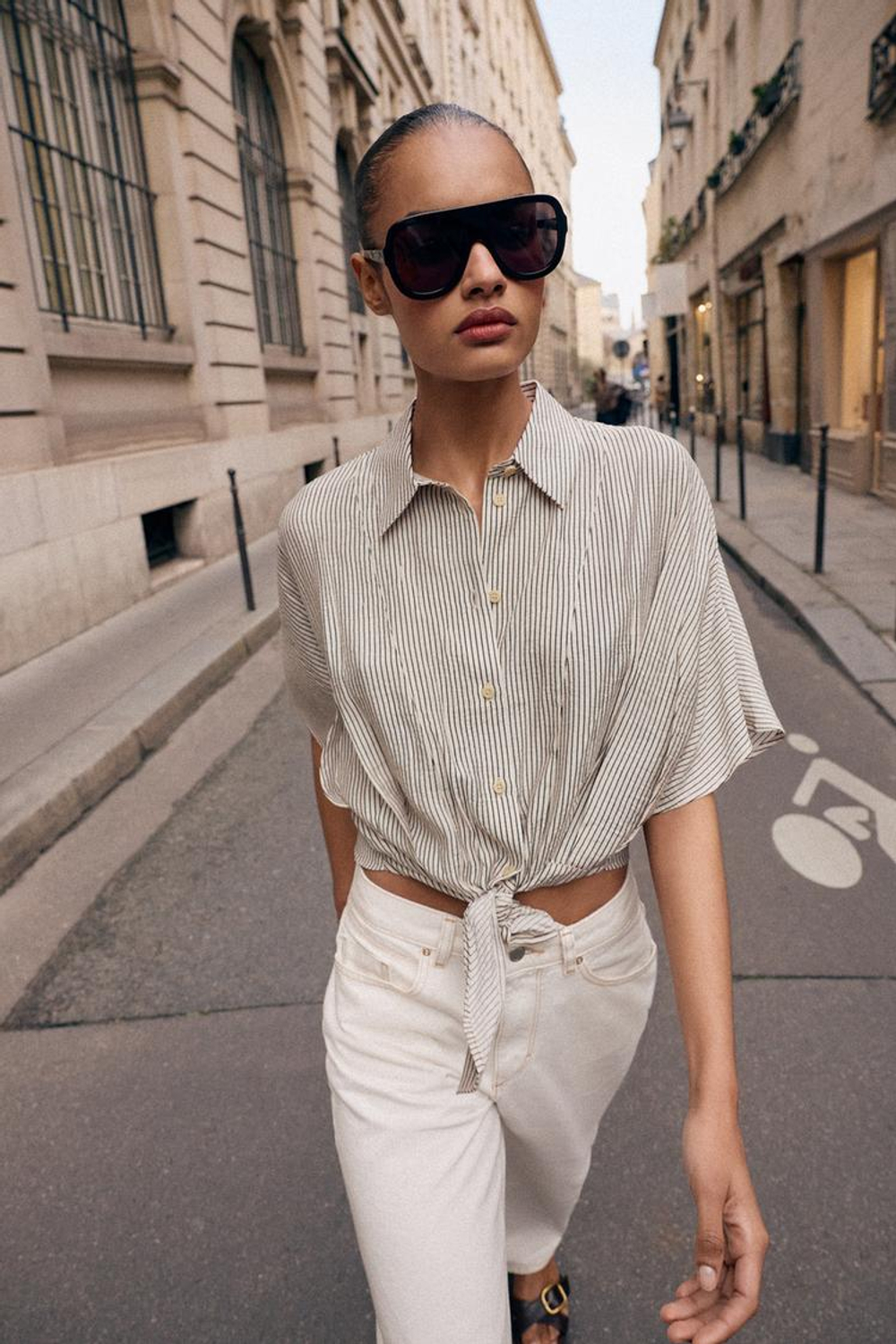ZARA РУБАШКА С КОРОТКИМИ РУКАВАМИ И УЗЛОМ, ЭКРЮ/ЧЕРНЫЙ