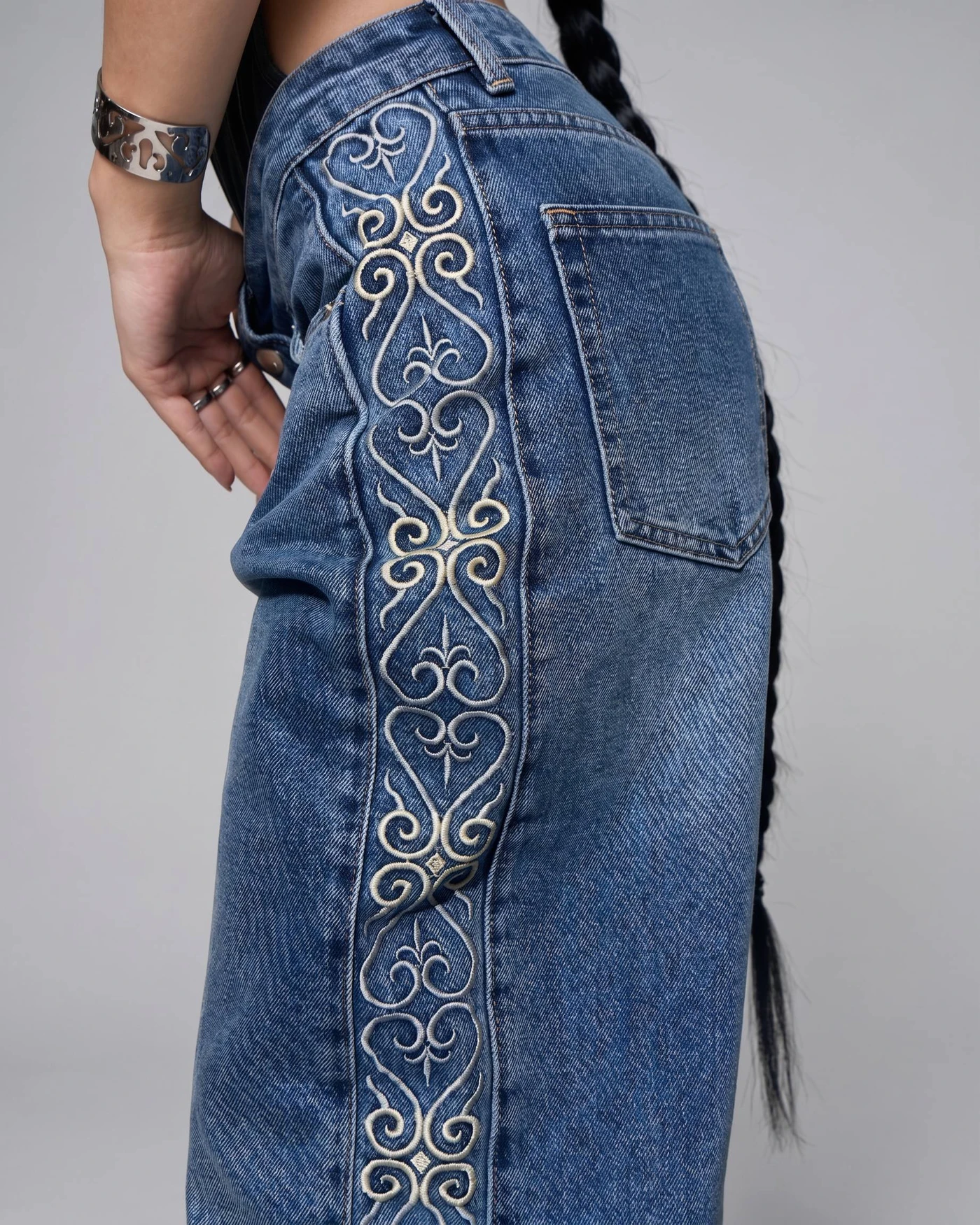 Medium Dark Blue Jeans with Side Embroidery and Stone Wash Effect