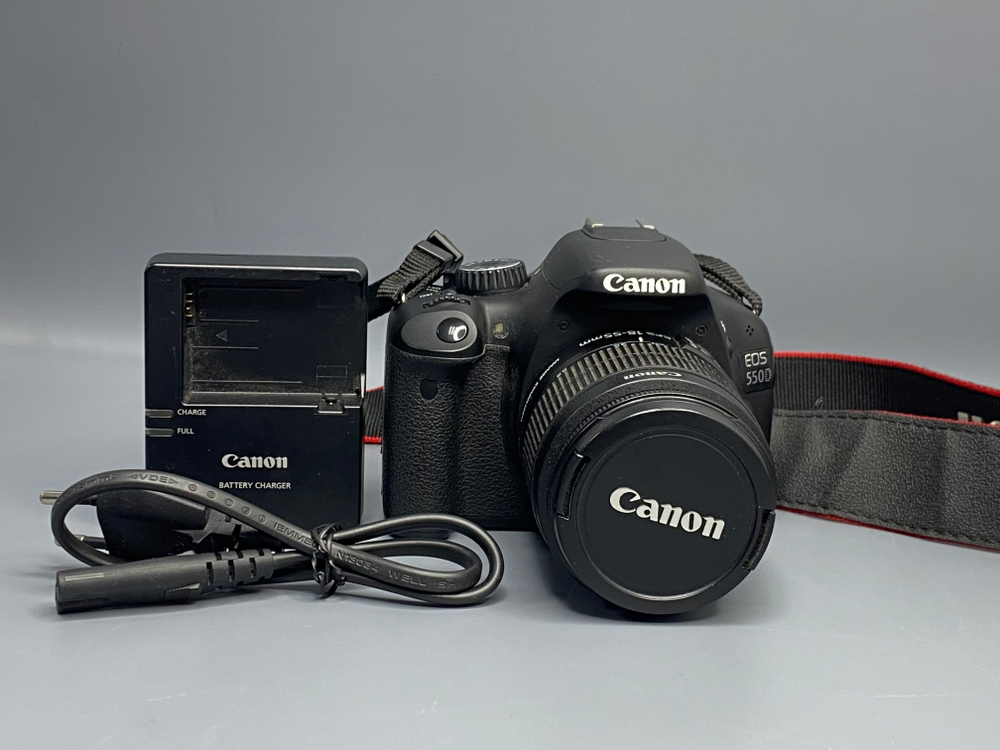 Canon EOS 550D + Kit 18-55mm — 7414 кадров