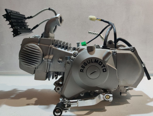 Двигатель 140см3 YX153FMI механика, 4ск, нижний стартер Питбайк Regulmoto SEVEN MEDALIST