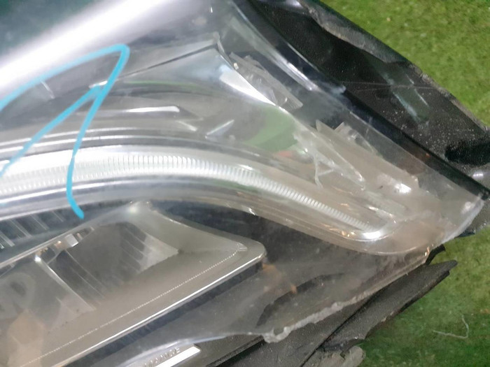 Битая Фара правая Mercedes CLA C117 (2016-2019) LED