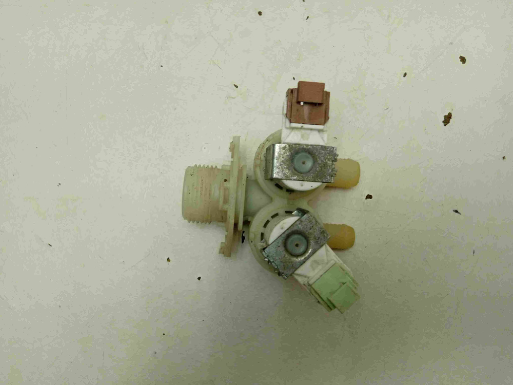 F1043 кт211 Клапан подачи воды для стиральной машины Samsung F1043 б/у