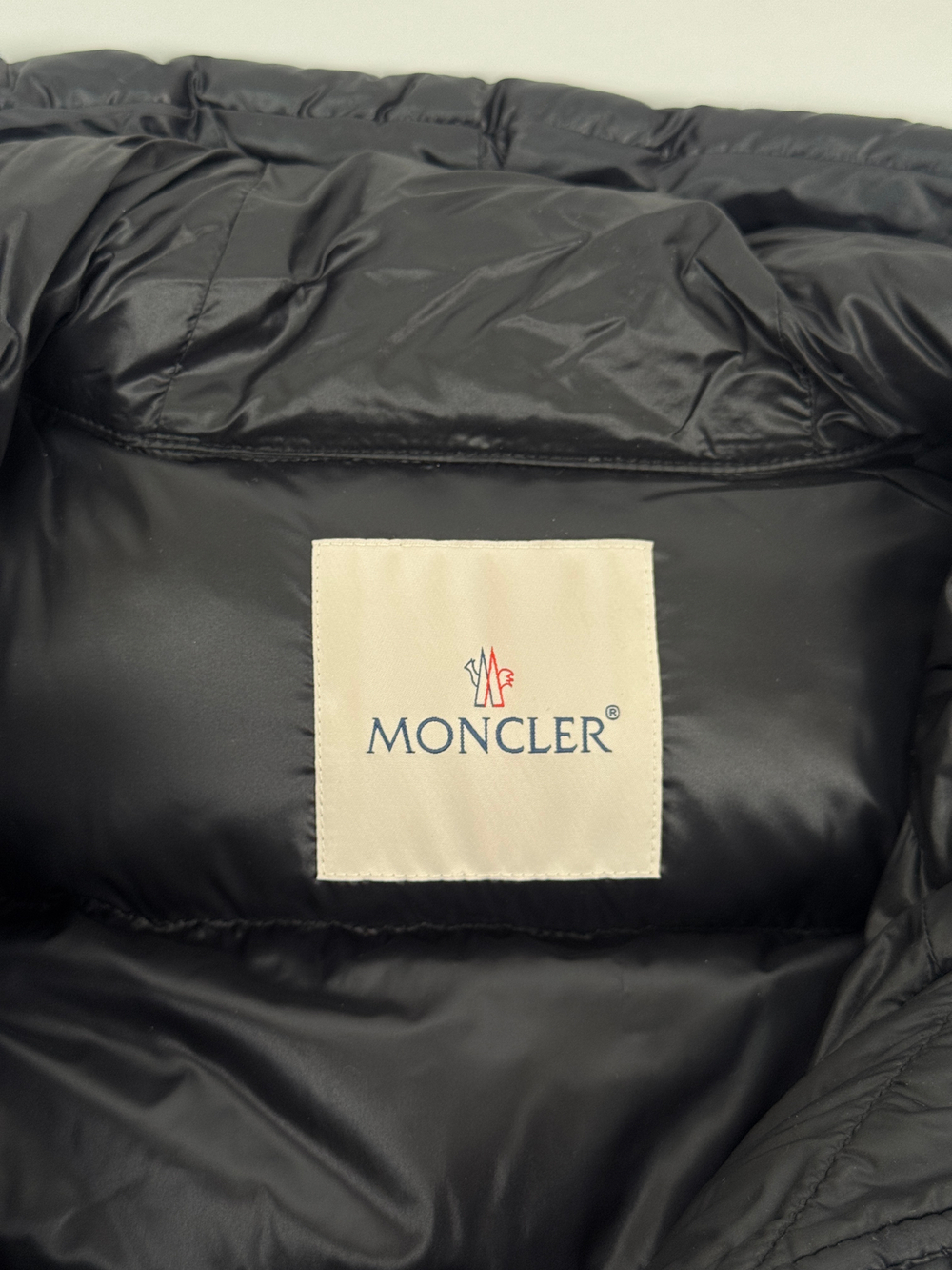 Пуховик Moncler