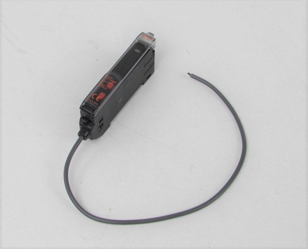 OMRON Yaskawa E3X-DA6
