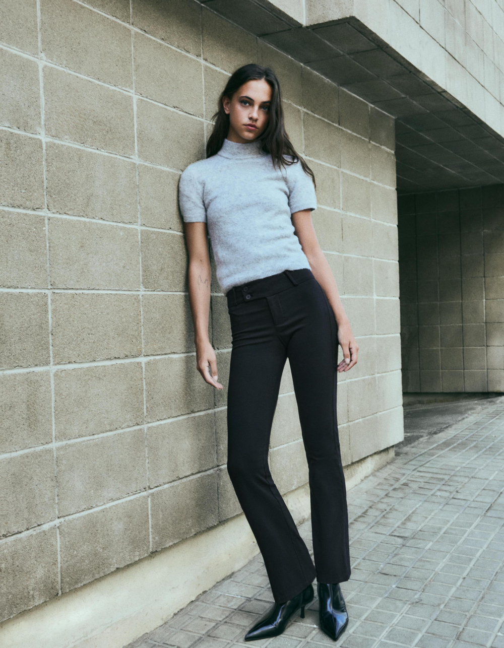 Женские брюки клеш из бенгалина - BERSHKA