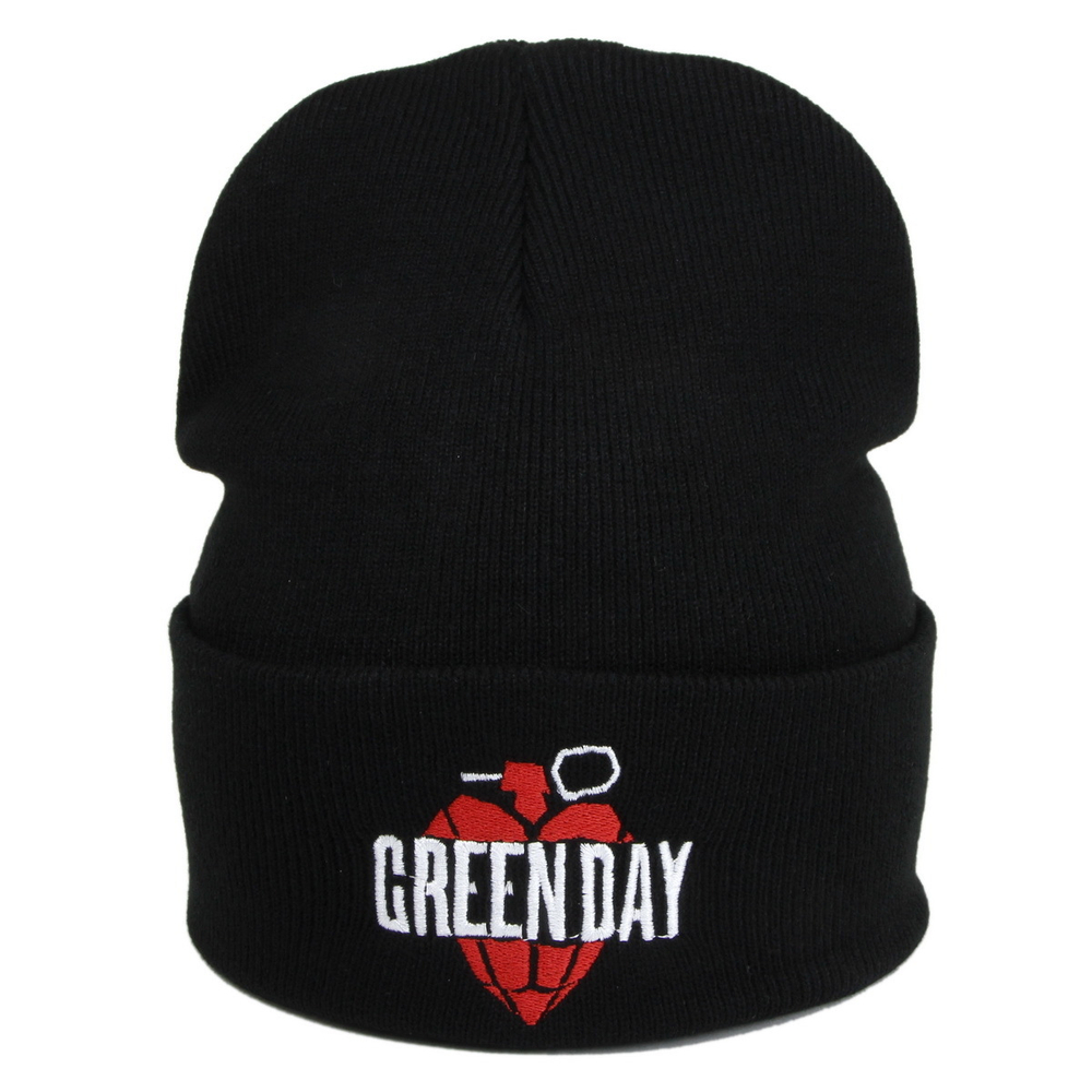 Зимняя шапка с вышивкой группы Green Day