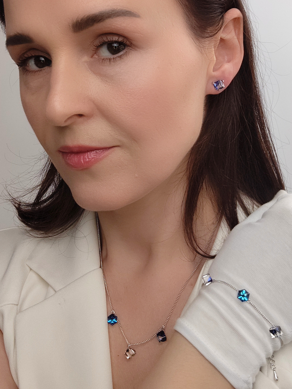 Кольцо Миражи тонкое с синим кристаллом Swarovski