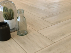 CLASSIC OAK