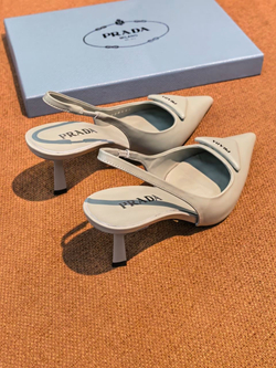 Туфли Prada
