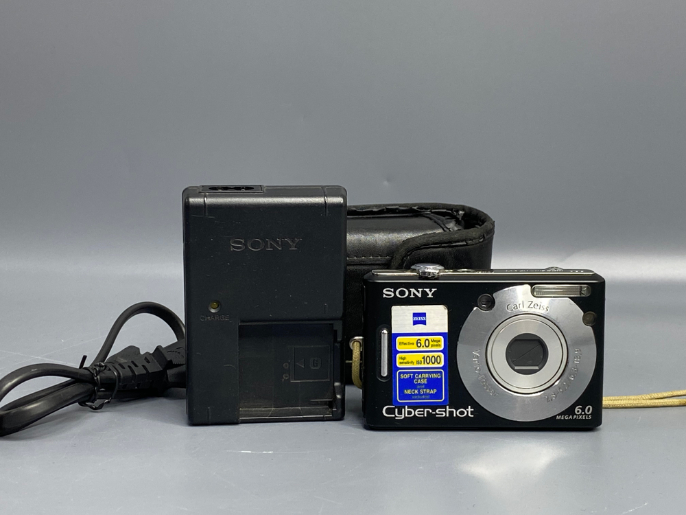 Sony Cyber-shot DSC-W40
