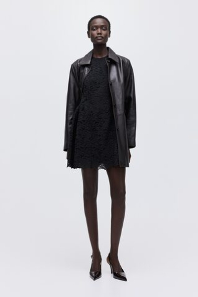 Кружевное платье с юбкой клёш - H&M