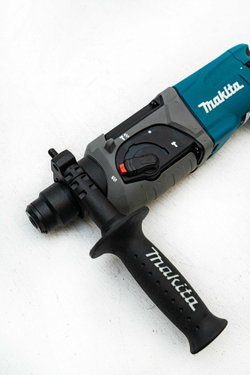 Перфоратор Makita HR2470, 2.4 Дж, 780 Вт, 4500 уд/мин, в кейсе