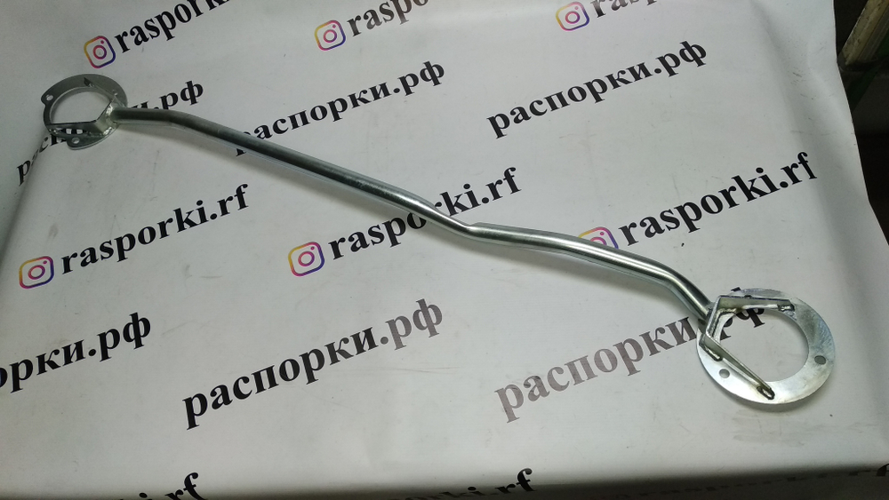 Распорка передних стоек (цельная) Volkswagen Golf 5 (V), 6 (VI) и Skoda Octavia 2 (A5)