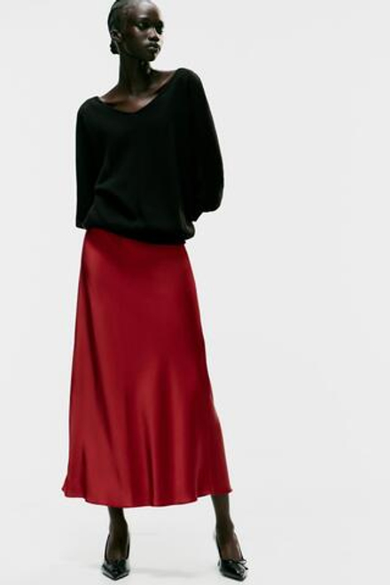 ZARA АТЛАСНАЯ ЮБКА МИДИ, НАСЫЩЕННЫЙ КРАСНЫЙ