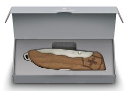 Нож перочинный Victorinox Evoke Wood 136 мм (0.9415.D630) 3