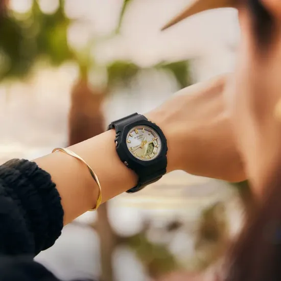 Наручные часы Casio G-Shock GMA-P2100SG-1AER