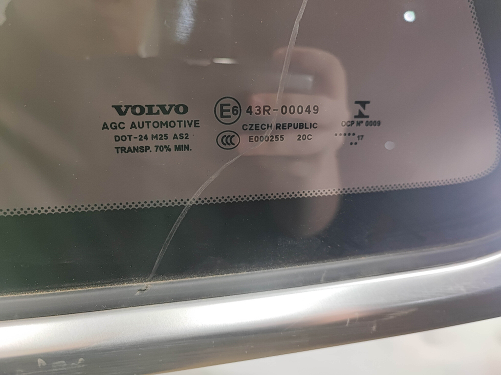 Стекло багажника левое Volvo XC90 2 14-нв Б/У Оригинал  31468145