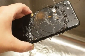 Чистка после попадания в воду iPhone 11