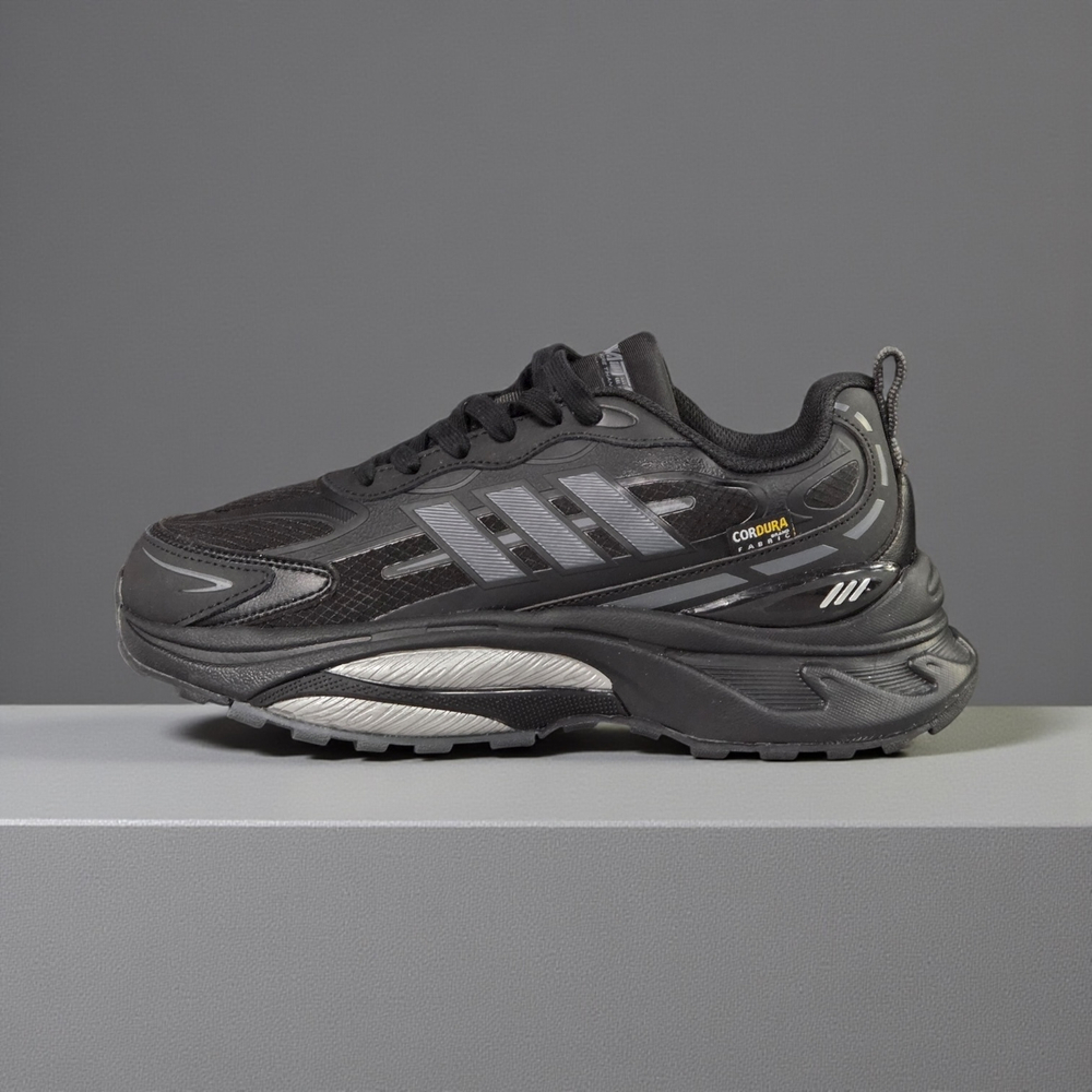 Adidas MTS PRO • Black Silver