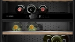 Винный шкаф Bosch KWK16ABGA
